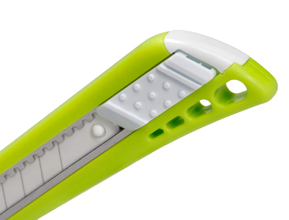 CUTER Q-CONNECT PLASTICO ANCHO CON GUIA METALICA CUCHILLA CERAMICA 18 MM XD-43 BLISTER 1 UNIDAD