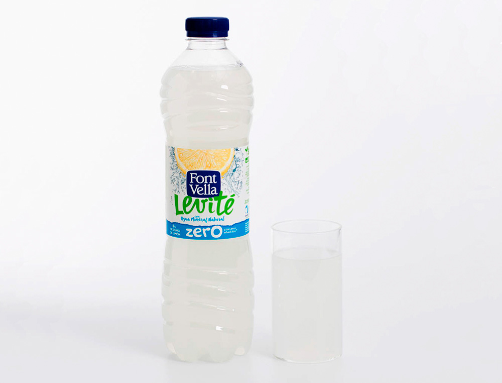 AGUA MINERAL NATURAL FONT VELLA LIMONADA ZERO CON ZUMO DE LIMON BOTELLA 1,25 L