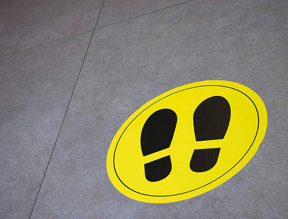 CIRCULO DE SEÑALIZACION ADHESIVO APLI PARA SUELO PVC 100 MC PIES COLOR AMARILLO/NEGRO DIAMETRO 30 CM