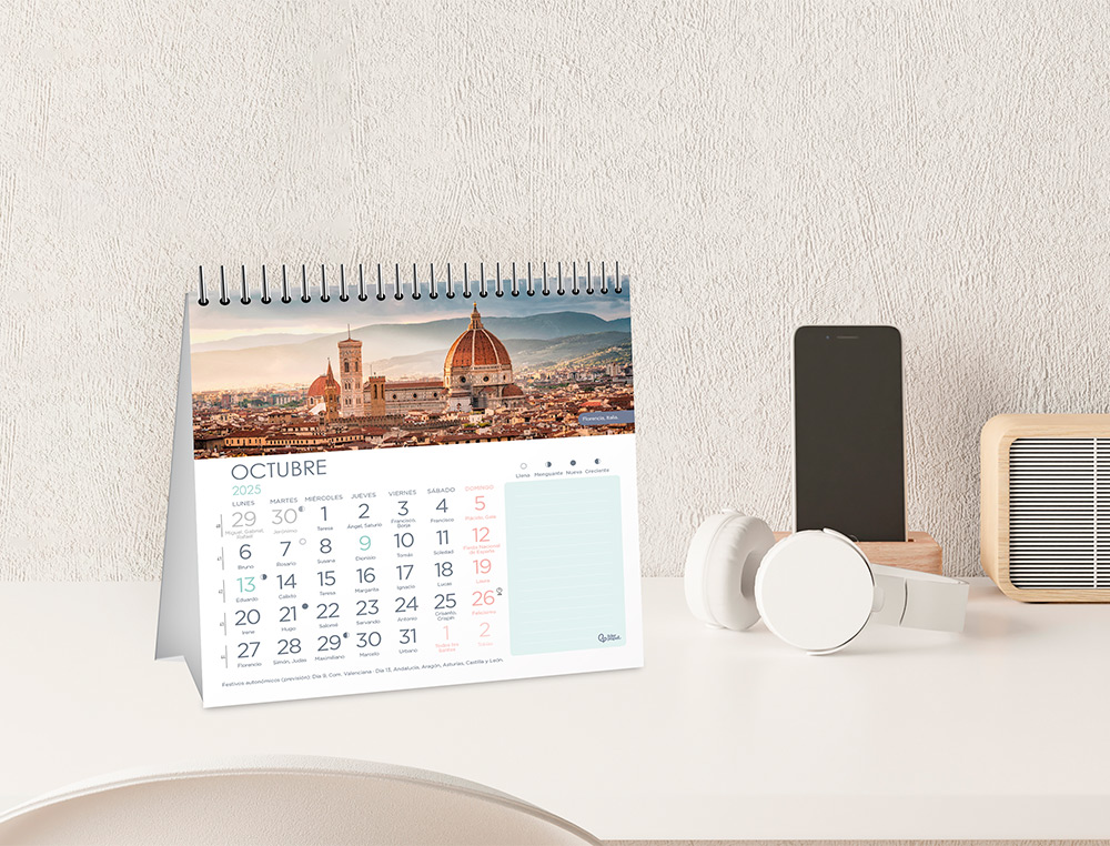 CALENDARIO ESPIRAL TRIANGULAR LIDERPAPEL IMAGENES 2025 14X15 CM PAPEL 128 GR CON PEGATINAS