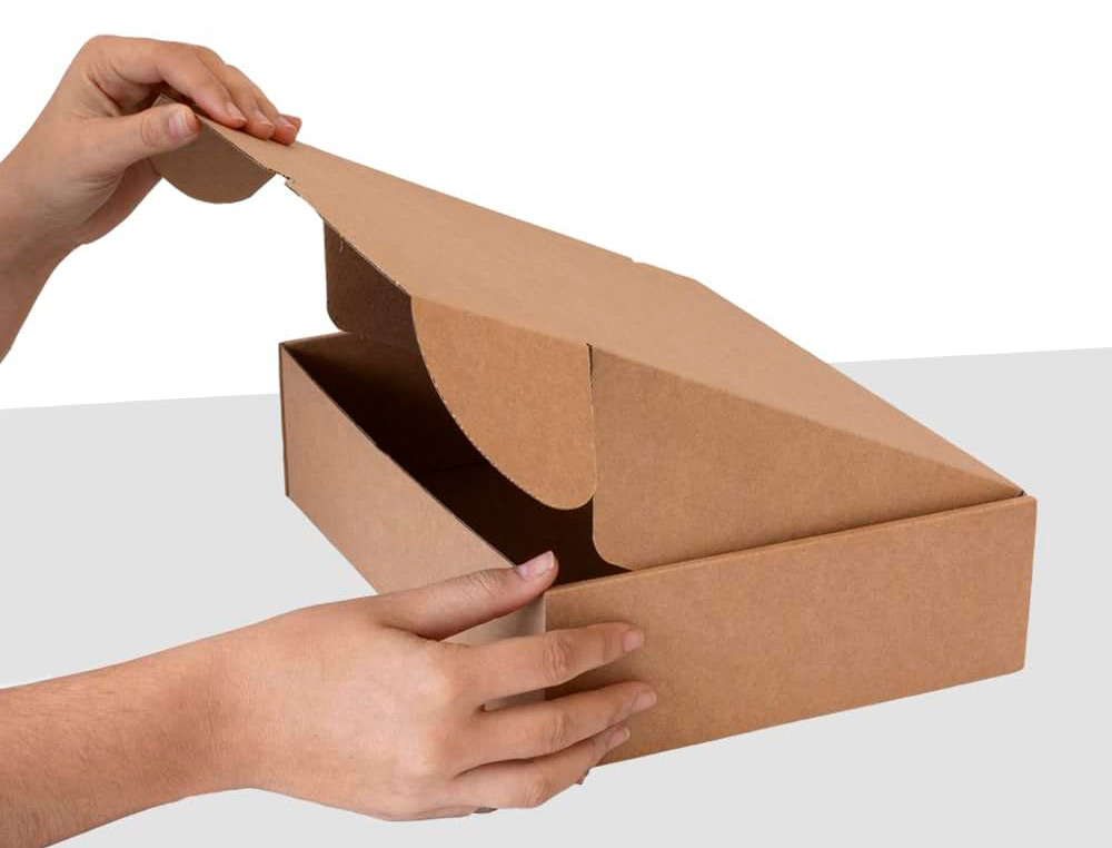 CAJA AUTOMONTABLE Q-CONNECT PARA E-COMMERCE Y REGALO CARTON RECICLADO CANAL SIMPLE 3 MM KRAFT 210X180X60 MM