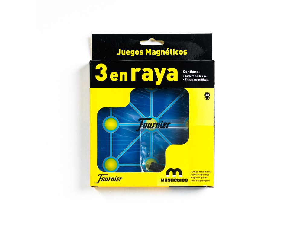 JUEGOS DE MESA TRES EN RAYA MAGNETICO 20X16,1X2,5 CM