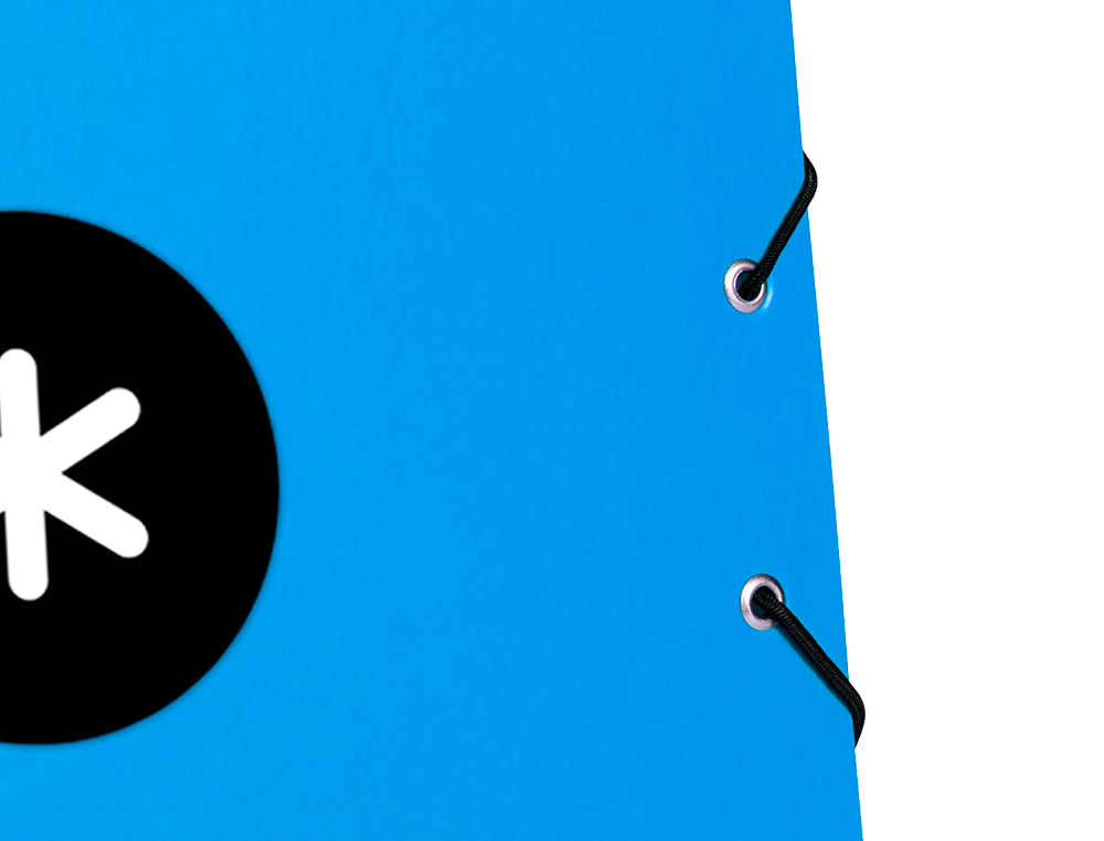 CARPETA ANTARTIK GOMAS TRES SOLAPAS CARTON FORRADO A4 COLOR AZUL